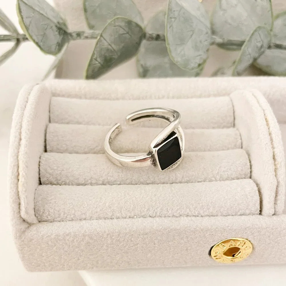 925 Sterling Silver Dainty Ring Black Square Ring Geometric Ring Minimalist Ring - Picture 5 of 10